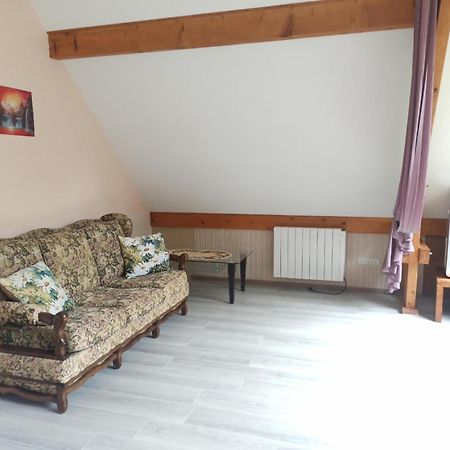 דירות Geu Duplex At The Foothills Of The Pyrenees מראה חיצוני תמונה