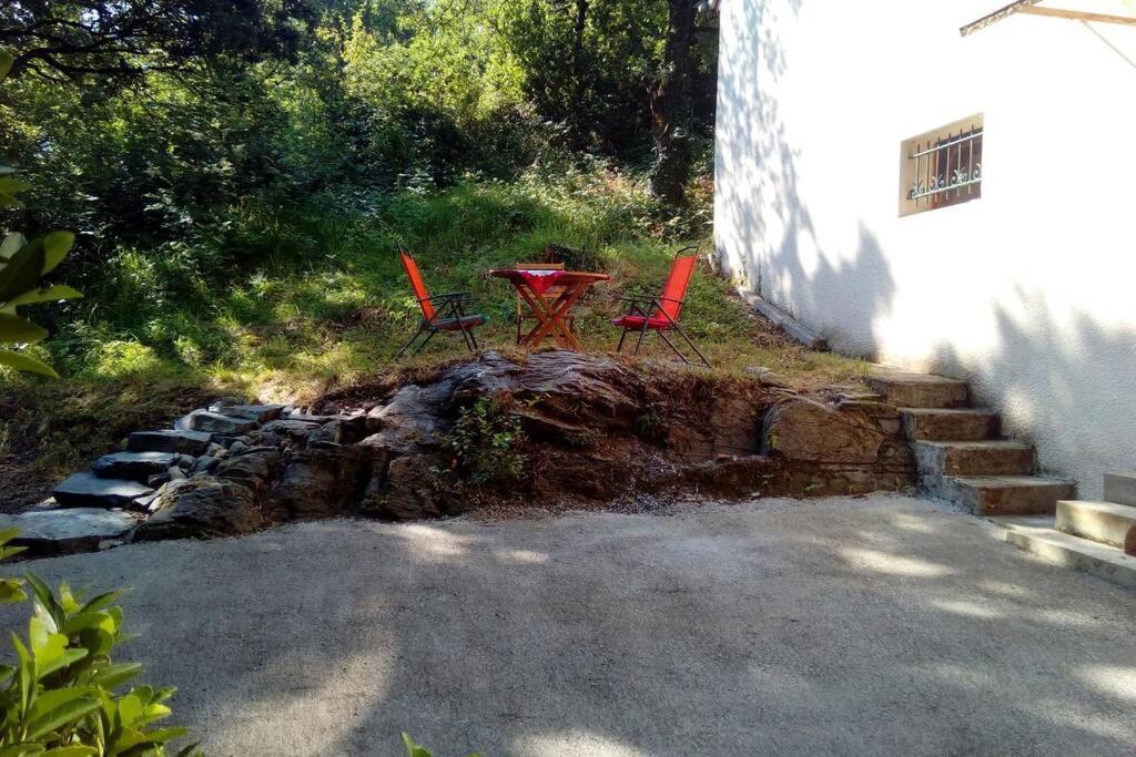 דירות Geu Duplex At The Foothills Of The Pyrenees מראה חיצוני תמונה
