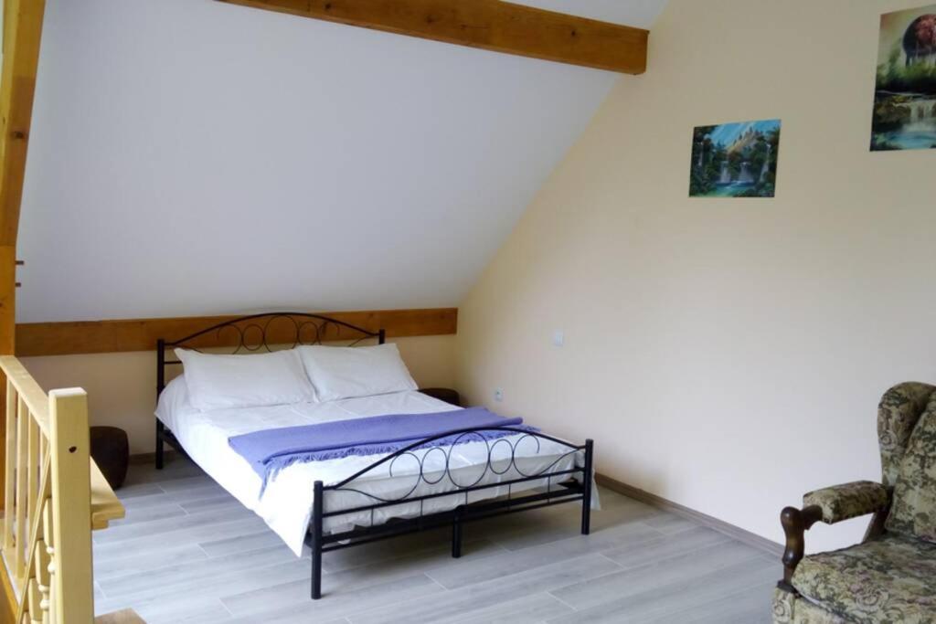 דירות Geu Duplex At The Foothills Of The Pyrenees מראה חיצוני תמונה
